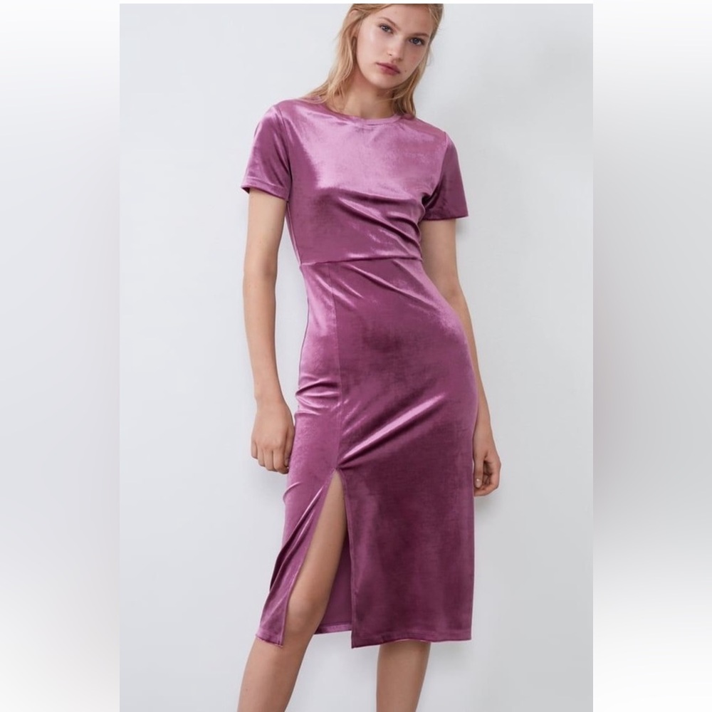 Mauve, pink velvet women’s midi dress from Zara.Size small. Front slit. Like new
